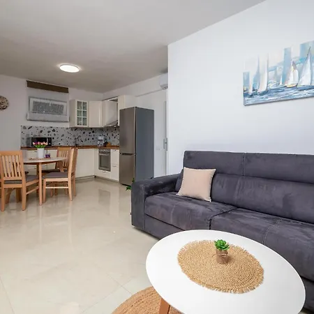 Lovely In With Kitchen *